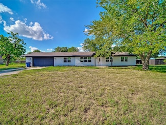 309 E Obuch St, Valley View, TX 76272