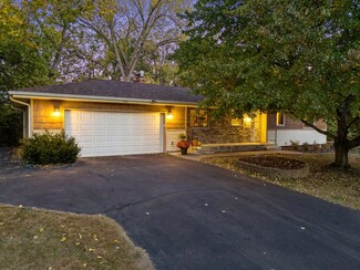 5337 Sequoia Dr, Minnetonka, MN 55345