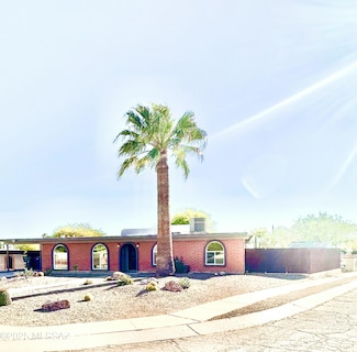 9622 E 42nd St, Tucson, AZ 85730