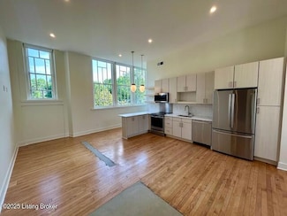 1810 Sils Ave Unit 301 B, Louisville, KY 40205
