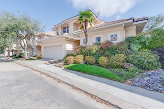 403 Harborside Way, Kemah, TX 77565