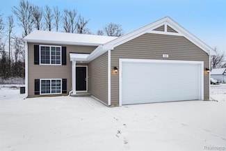 2297 Plum Tree Ct, Burton, MI 48519