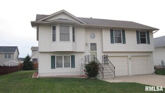 1804 13th St, Silvis, IL 61282