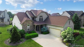 10014 Cotswald Dr Unit 17, Grand Blanc, MI 48439