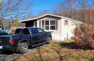 11 Birchway Dr, North Woodstock, NH 03262