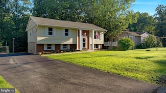 1620 Mount High St, Woodbridge, VA 22192