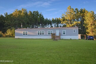 9050 Red Gate Dr, Vancleave, MS 39565