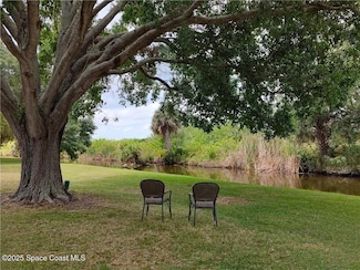 451 Papaya Cir, Sebastian, FL 32976