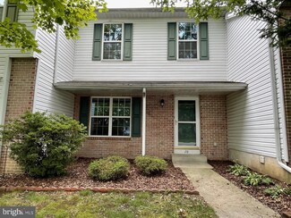 28 Southmont Dr, Enola, PA 17025