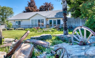 1130 S 1st St, Hamilton, MT 59840