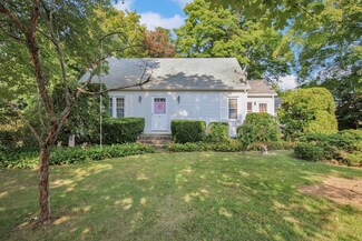 139 Thalia Dr, Feeding Hills, MA 01030