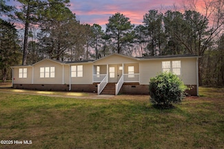 214 Suggs St, Princeville, NC 27886