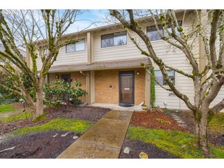 1100 N Meridian St Unit 18, Newberg, OR 97132