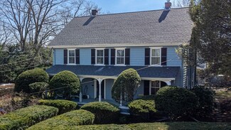 68 Mill St, Newton Center, MA 02459