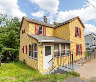 305 Grove St, Honesdale, PA 18431