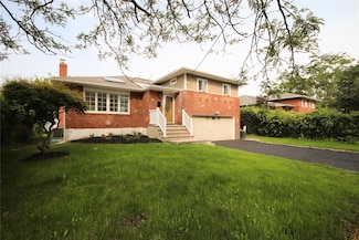 1360 Oakfield Ave, Wantagh, NY 11793