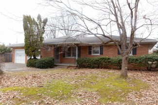 4209 Oak Hill Rd, Evansville, IN 47711
