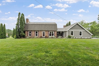 19 Otter River Rd, Winchendon, MA 01475