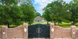 1882 County Road 3000, Joaquin, TX 75954