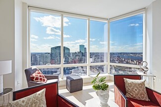 1 Franklin St Unit 3501, Boston, MA 02110
