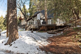 25123 Moon Dr, Crestline, CA 92325