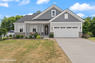 107 Meadow Ridge Ct, Mount Washington, KY 40047