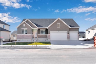 8645 N Halloran Ct Unit 1323, Lake Point, UT 84074