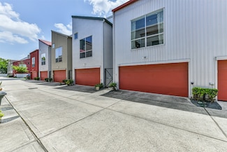 3028 Commerce St, Houston, TX 77003