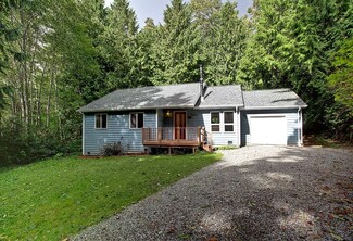 5454 Birch Ct NE, Hansville, WA 98340