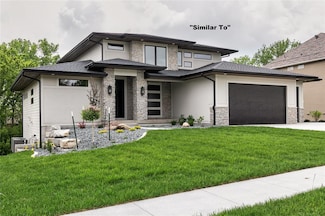 3695 Fieldstone Dr, Waukee, IA 50263