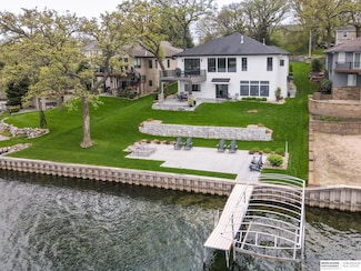 8849 Verdon Cir, Plattsmouth, NE 68048