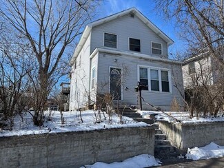 725 Edgerton St, Saint Paul, MN 55130