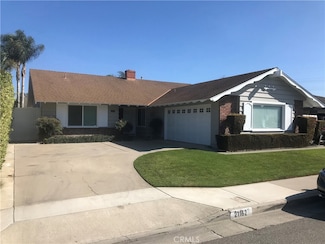 21162 Lockhaven Cir, Huntington Beach, CA 92646