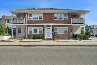 725 E Broadway, Long Beach, NY 11561