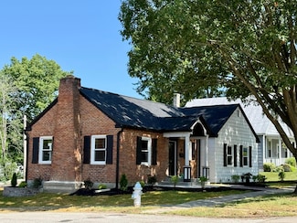 69 N Cherry St, Mount Gilead, OH 43338