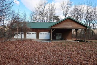 1070 Frog Pond Rd, Staunton, VA 24401