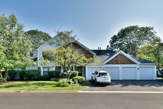 1912 Gresham Cir Unit A, Wheaton, IL 60189