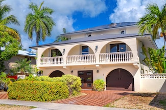 27 Evergreen Ave, Key West, FL 33040