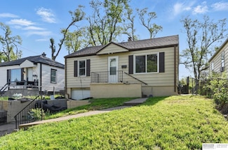 3325 N 38th St, Omaha, NE 68111