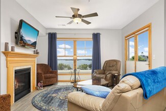 4100 Spring St Unit 310, Spring Park, MN 55384