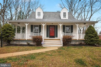 14326 Lindendale Rd, Woodbridge, VA 22193