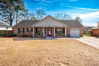 7909 Apache Rd, Little Rock, AR 72205