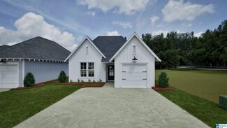 152 Shiloh Creek Dr, Calera, AL 35040