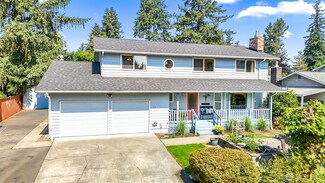 2210 N 184th St, Shoreline, WA 98133
