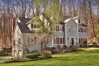 2 High Ridge Rd, Topsfield, MA 01983