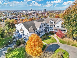 16 Crescent Hill Unit 9, Springfield, MA 01105