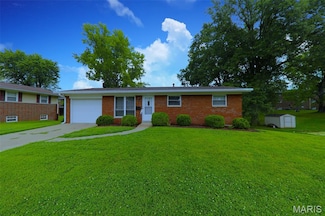 1224 Express Dr, Belleville, IL 62223