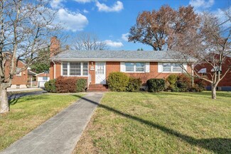 208 Oaklawn Ave NE, Roanoke, VA 24012
