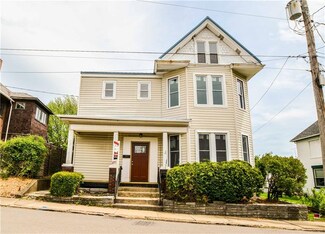 918 Dickey St, Tarentum, PA 15084