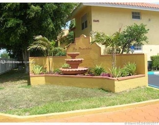 15675 SW 74th Circle Dr Unit 14, Miami, FL 33193